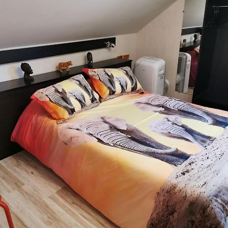 Hotel Le Bambi Baume-les-Dames Εξωτερικό φωτογραφία
